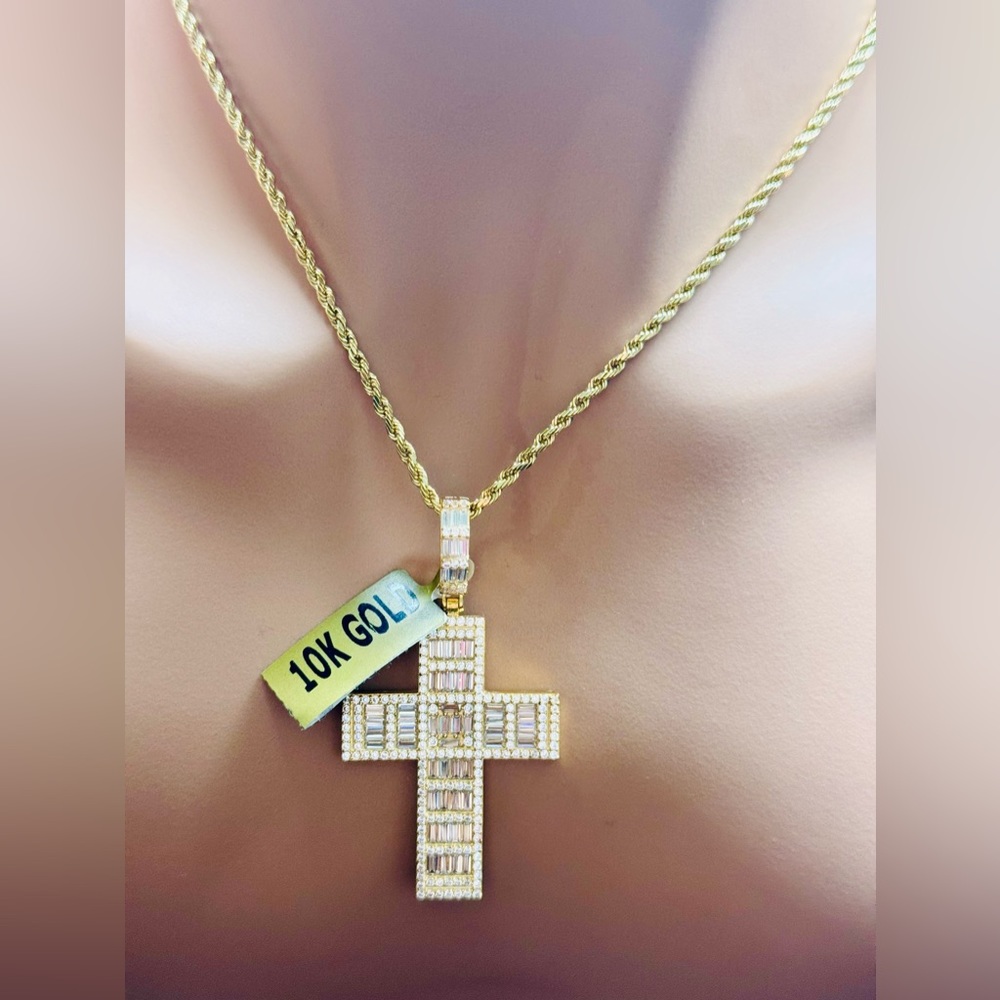 10k Solid Real Gold Cross Pendant, VVS sparkly baguette Swarovski Crystals Cross - Picture 3 of 10